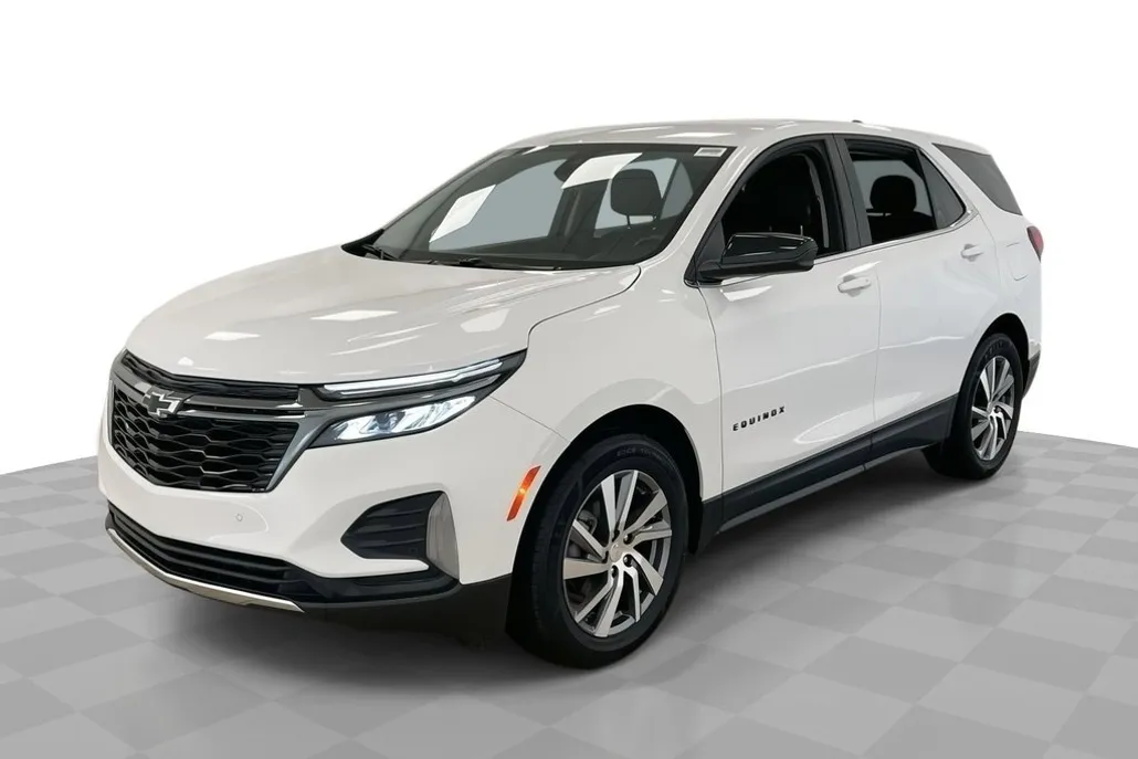 2022 Chevrolet Equinox LT photo 1