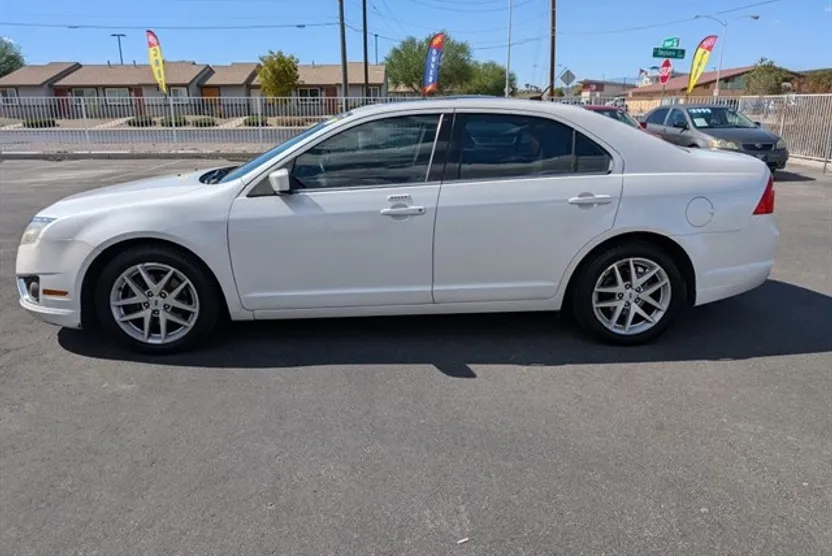 2012 Ford Fusion SEL photo 1