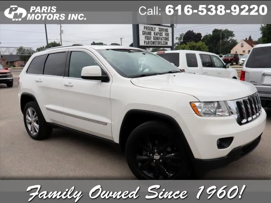 2012 Jeep Grand Cherokee Laredo photo 1
