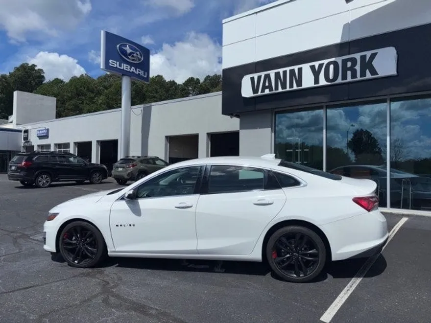 2020 Chevrolet Malibu 1LT photo 1