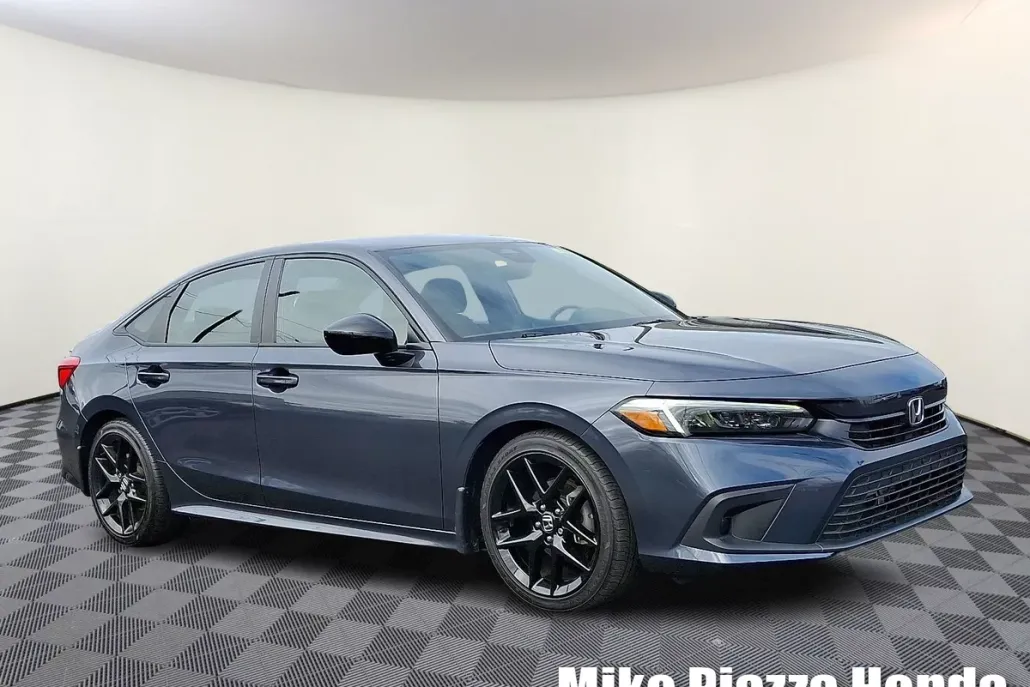 2023 Honda Civic Sport photo 1