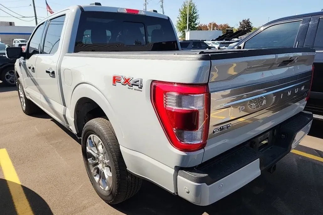 2023 Ford F-150 Platinum FX4 photo 1
