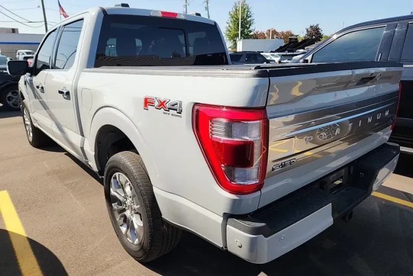 2023 Ford F-150 Platinum FX4 photo 1