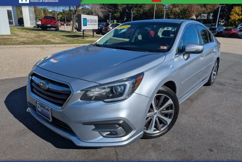 2019 Subaru Legacy 2.5i photo 1