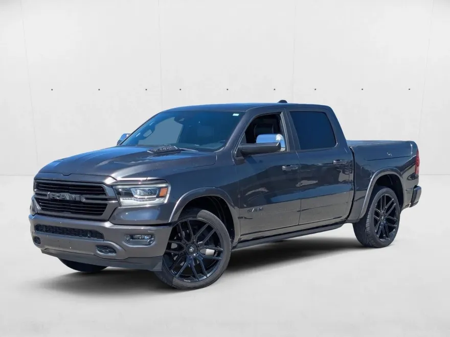 2019 Ram 1500 Laramie photo 1