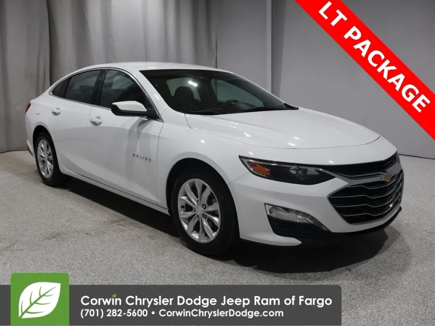 2023 Chevrolet Malibu 1LT photo 1