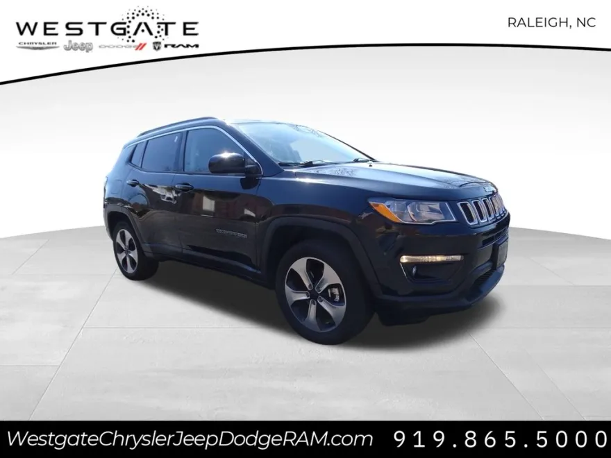 2017 Jeep Compass Latitude photo 1