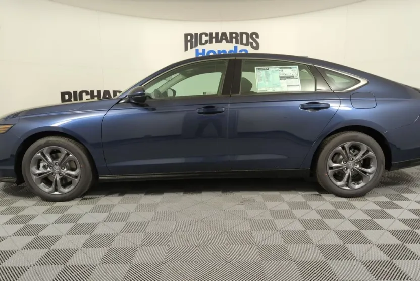 2025 Honda Accord Hybrid EX-L photo 1