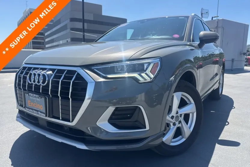 2019 Audi Q3 Premium Plus photo 1