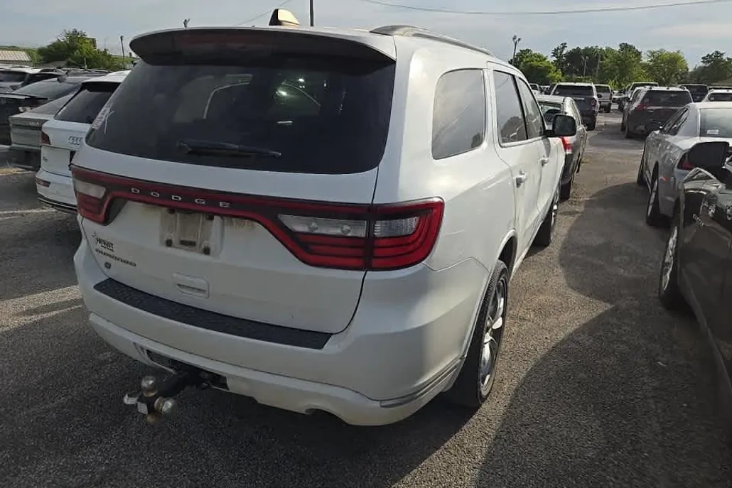 2022 Dodge Durango SXT photo 1