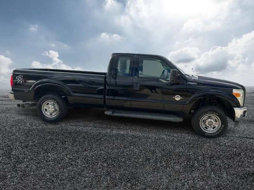 2012 Ford F-250 XL photo 1