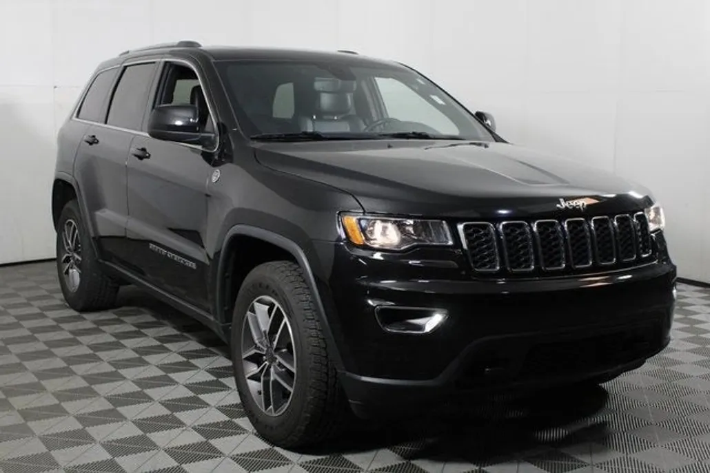 2020 Jeep Grand Cherokee North Edition photo 1