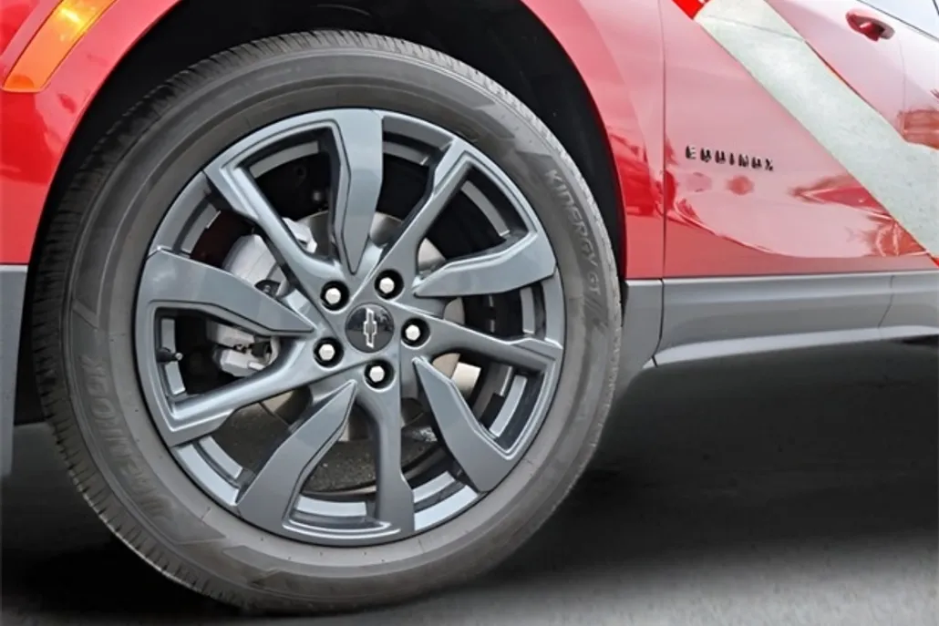 2023 Chevrolet Equinox RS photo 1
