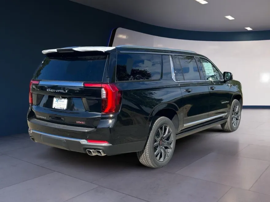 2025 Gmc Yukon XL Denali photo 1