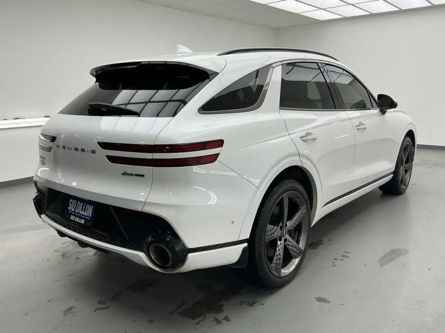 2023 Genesis GV70 3.5T Sport photo 1