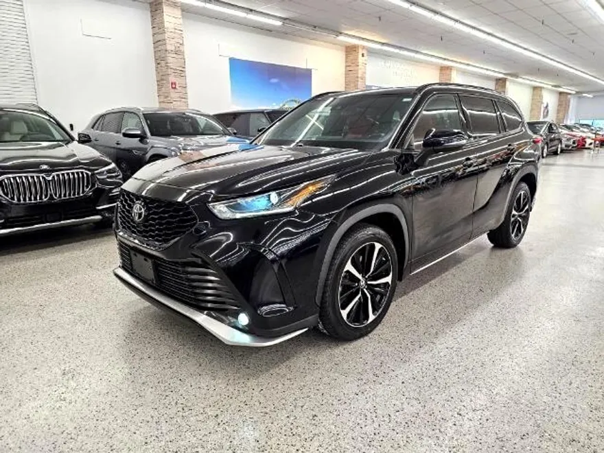 2021 Toyota Highlander XSE photo 1