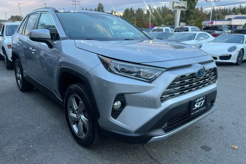 2020 Toyota RAV4 Hybrid Limited photo 1