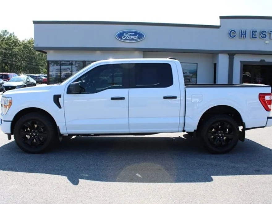 2022 Ford F-150 XL photo 1