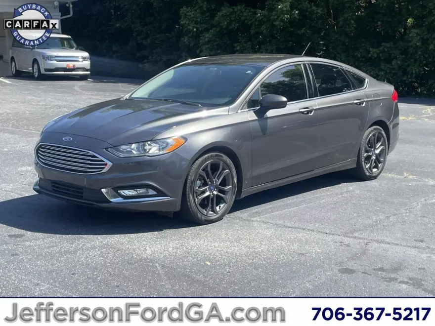 2018 Ford Fusion SE photo 1