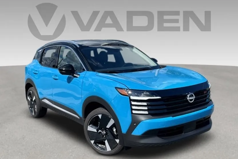 2025 Nissan Kicks SR photo 1