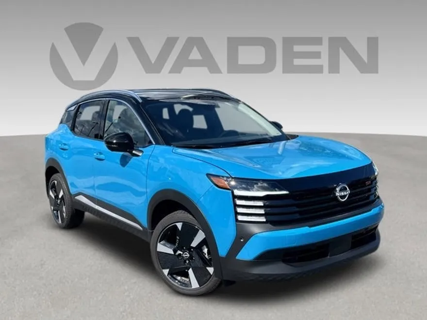 2025 Nissan Kicks SR photo 1