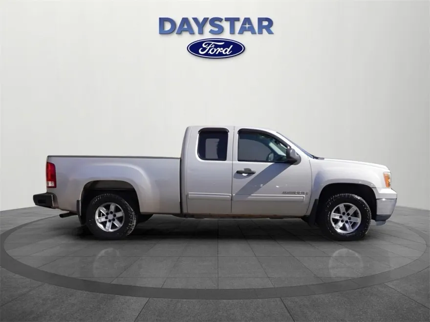 2009 Gmc Sierra 1500 SLE photo 2