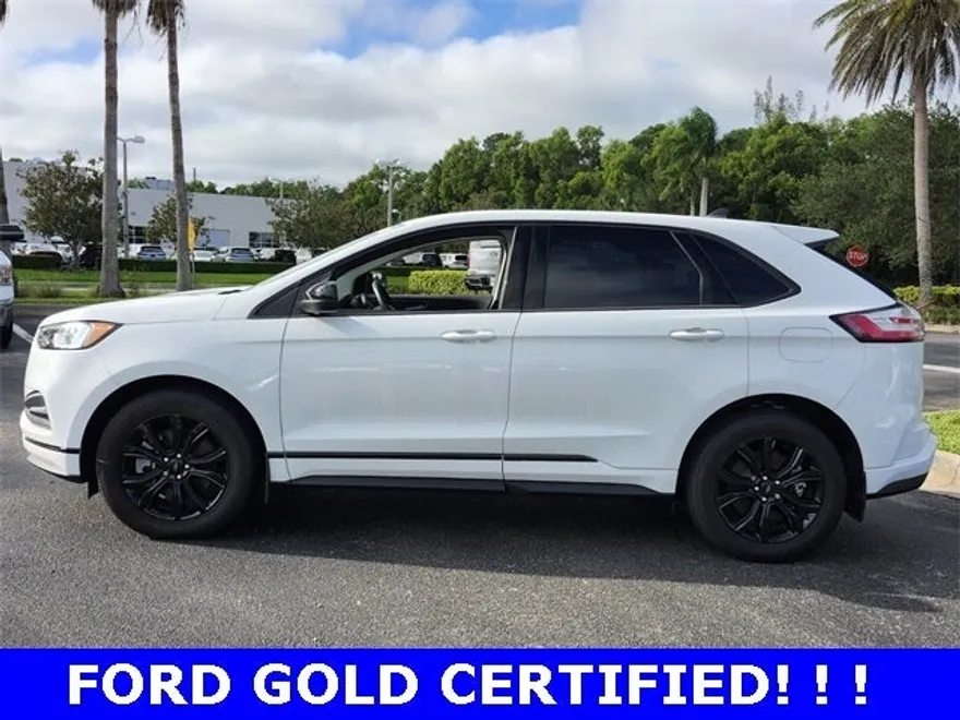2024 Ford Edge SE photo 1
