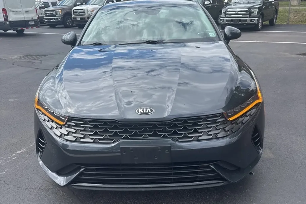 2021 Kia K5 LXS photo 1