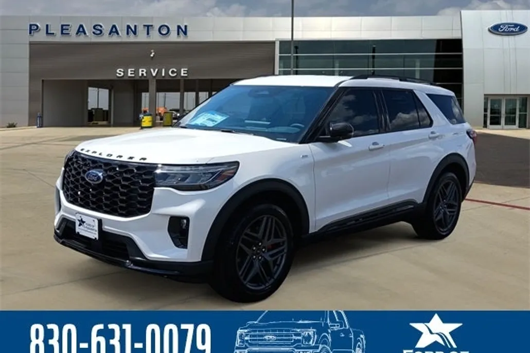 2025 Ford Explorer ST-Line photo 1