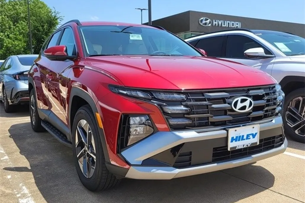 2025 Hyundai Tucson SEL photo 1