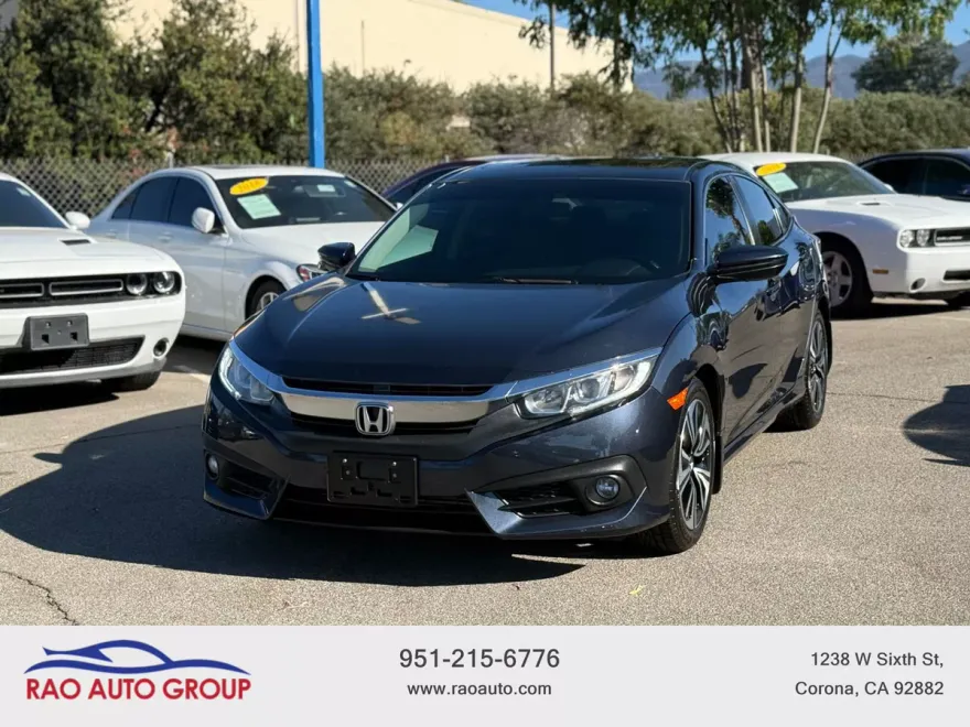 2017 Honda Civic EX-T photo 1