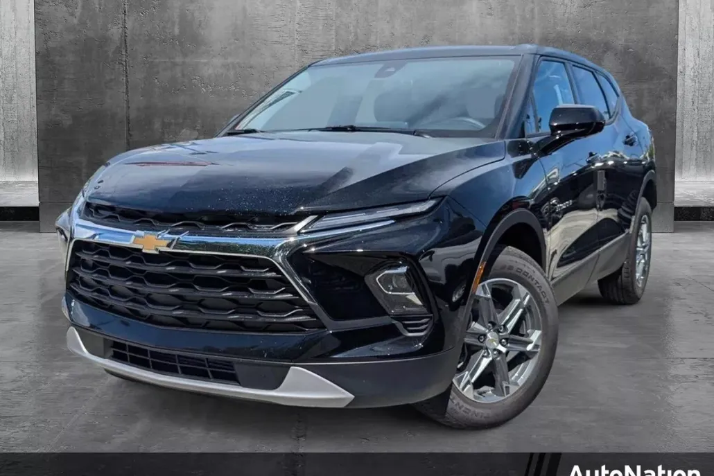 2025 Chevrolet Blazer 2LT photo 1