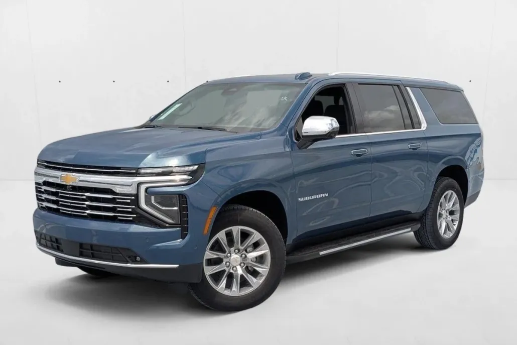 2025 Chevrolet Suburban Premier photo 1