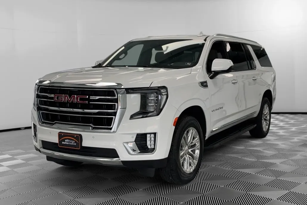 2023 Gmc Yukon XL 1500 SLT photo 1