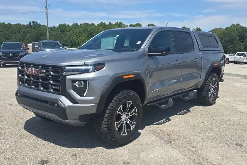 2024 Gmc Canyon AT4 photo 1