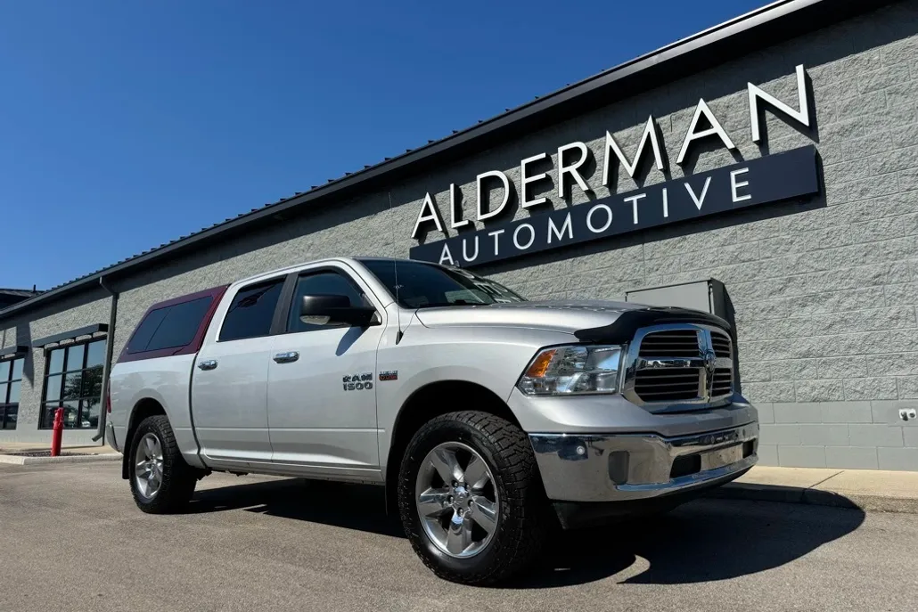2016 Ram 1500 Big Horn photo 1