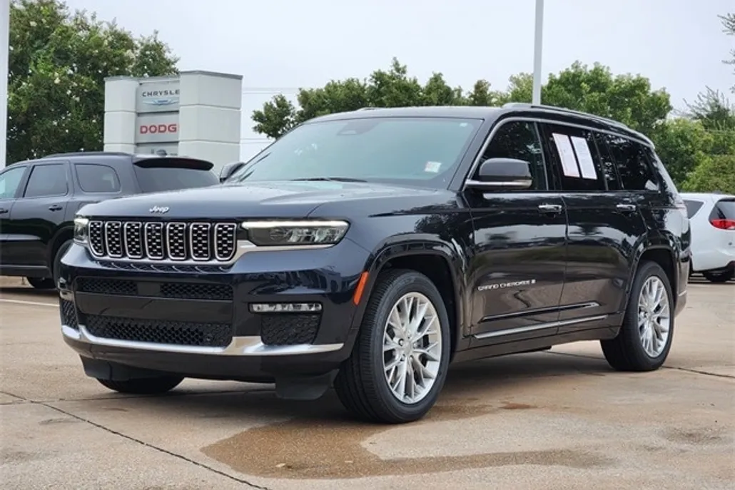 2023 Jeep Grand Cherokee L Summit photo 1