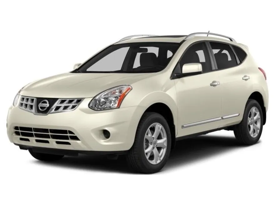 2014 Nissan Rogue Select S photo 1