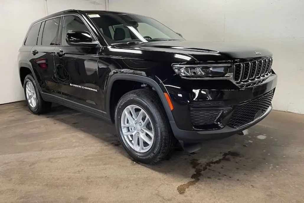 2024 Jeep Grand Cherokee Laredo X photo 1