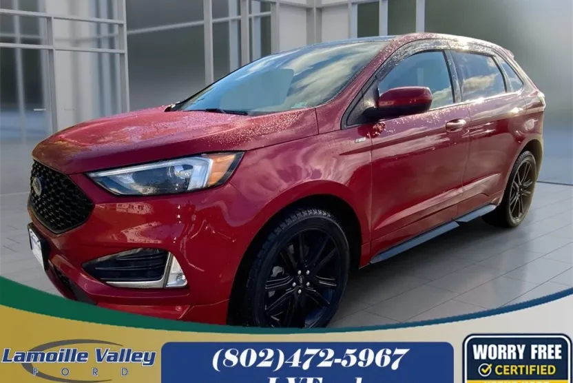 2022 Ford Edge ST photo 1