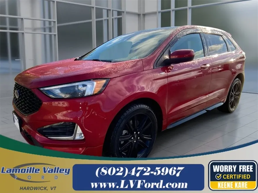 2022 Ford Edge ST photo 1