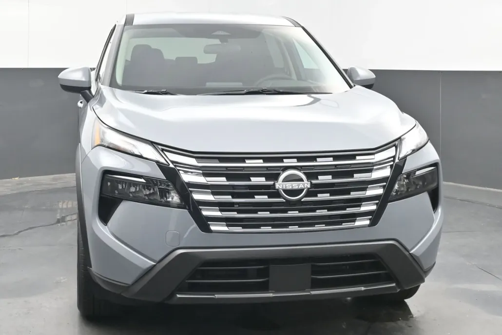 2026 Nissan Rogue SV photo 1