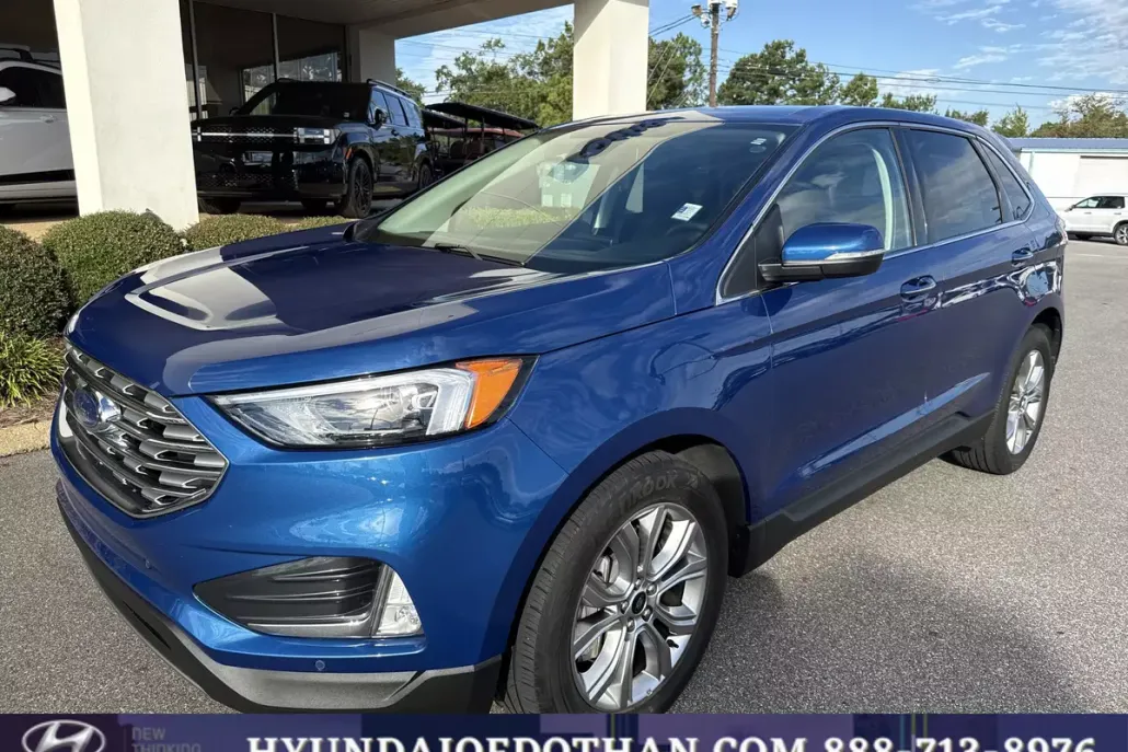 2024 Ford Edge Titanium photo 1