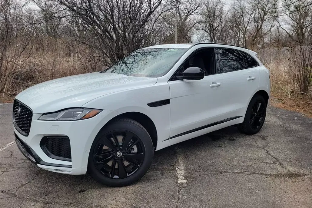 2026 Jaguar F-PACE P250 R-Dynamic S photo 1