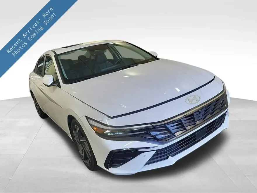 2024 Hyundai Elantra Limited photo 1