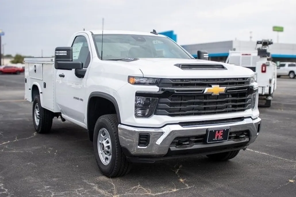 2024 Chevrolet Silverado 2500HD photo 1