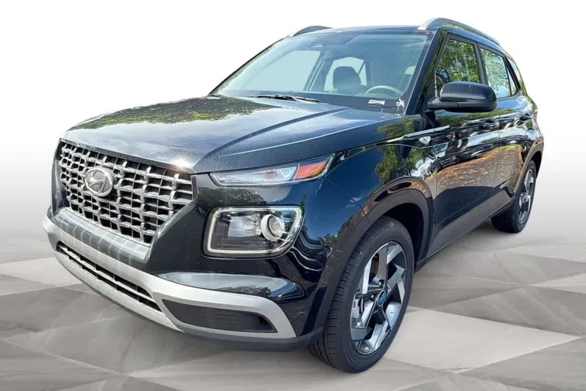 2025 Hyundai Venue SEL photo 1