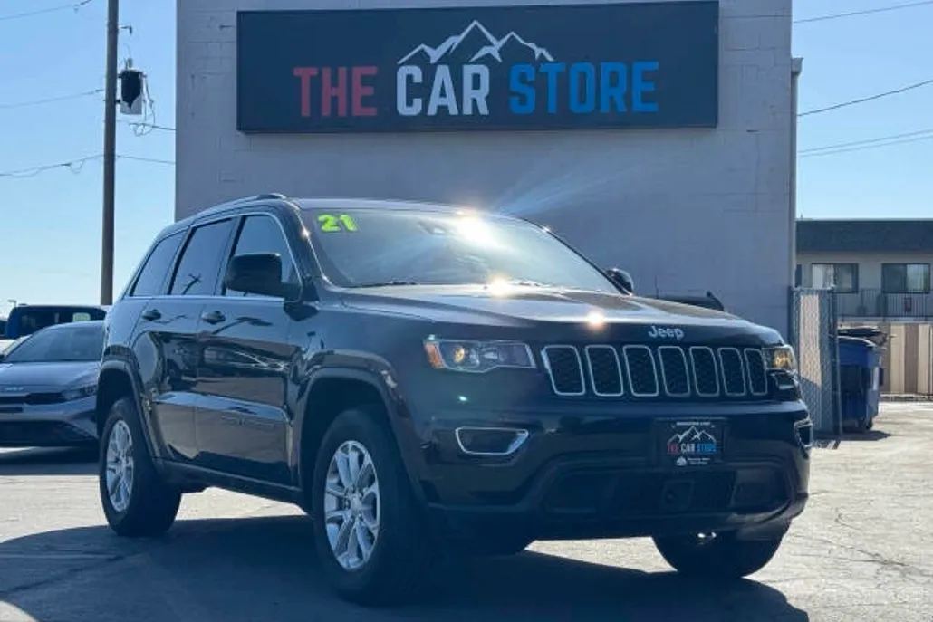2021 Jeep Grand Cherokee Laredo X photo 1