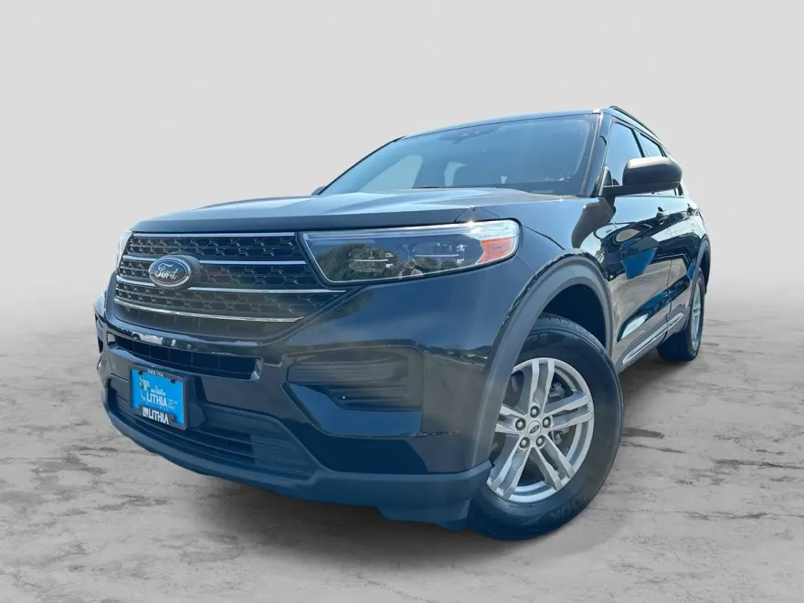 2021 Ford Explorer XLT photo 1