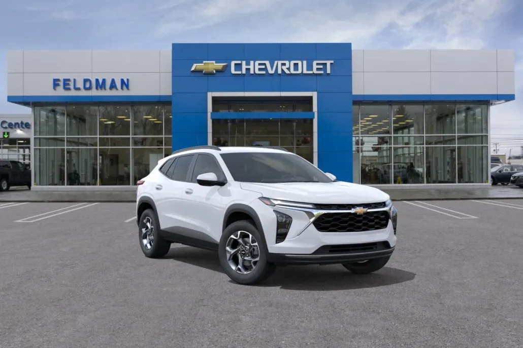 2025 Chevrolet Trax LT photo 1